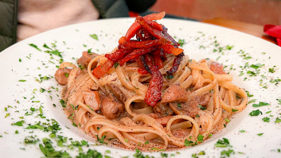 Linguine med peperoncini og bacon