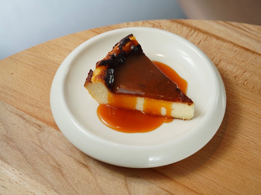 Brunsukkercheesecake med bourbon- og butterscotch-saus