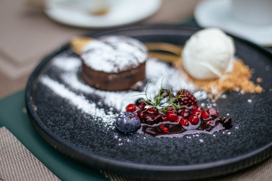 Tranebær- og cassis-sjokoladesaus