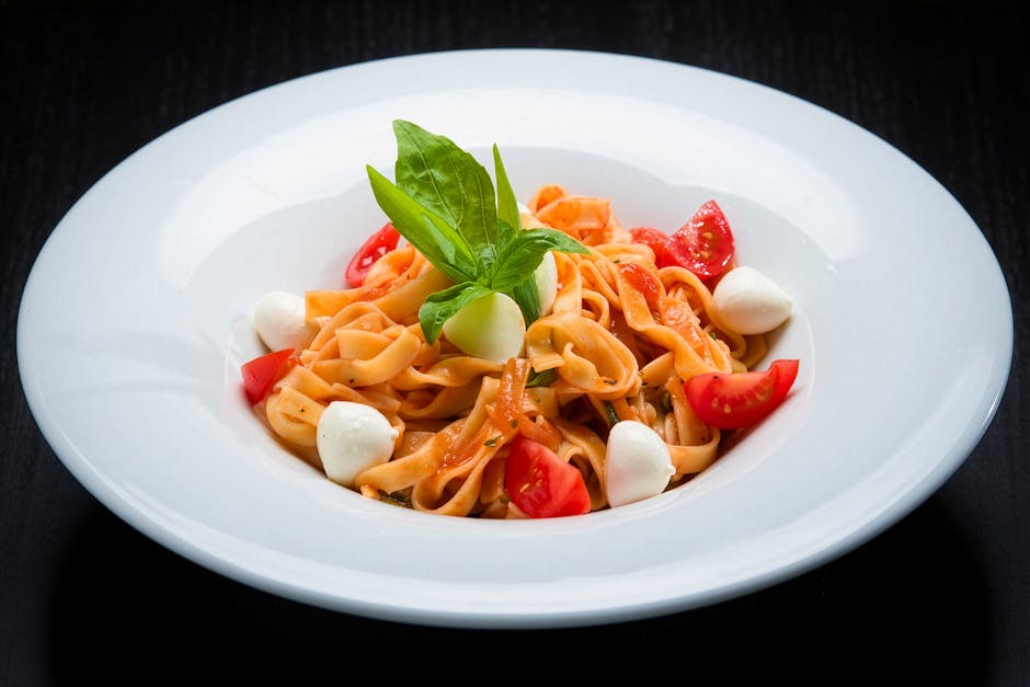 Orecchiette med mozzarella, druetomater og hvitløksgressløk