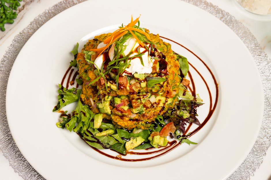 Zucchinifrikadeller med rødbete- og bulgursalat