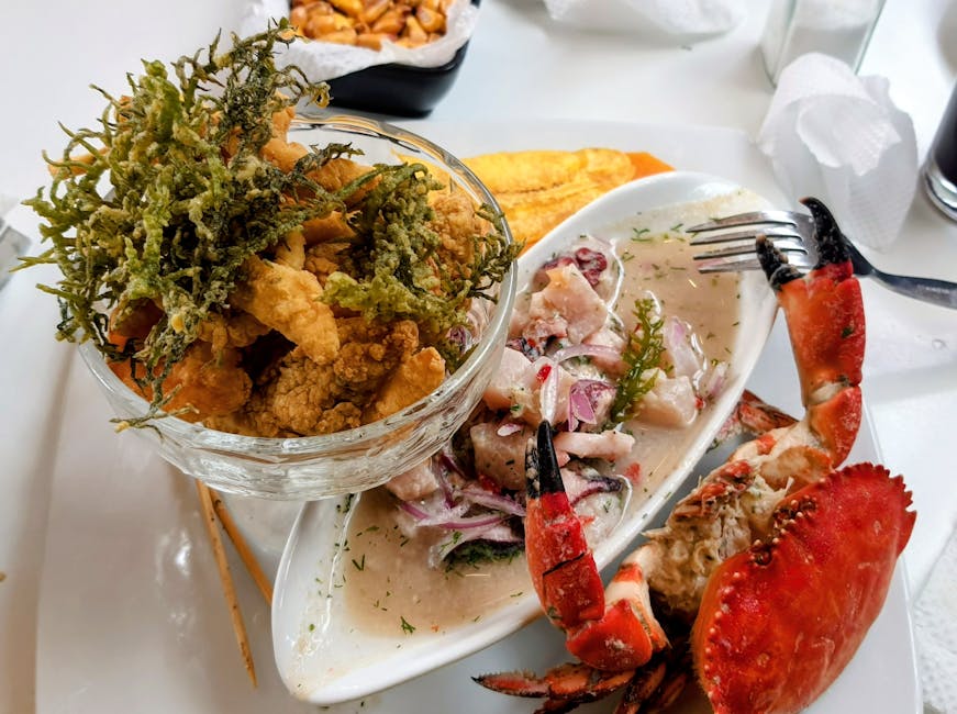 Krabbeseviche med jícama og avokado på agurk