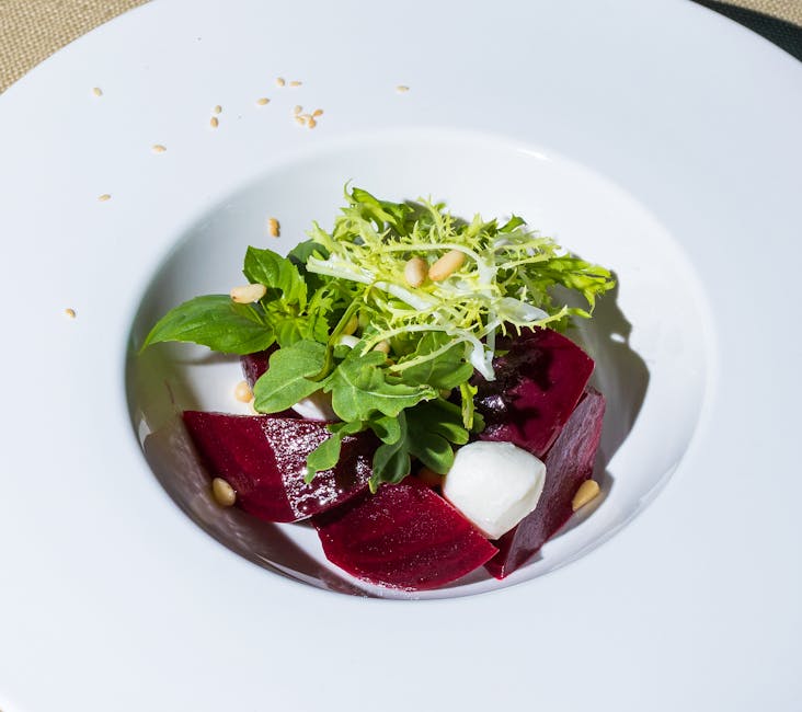 Rødbet- og bitter salat med hvitløksbalsamico