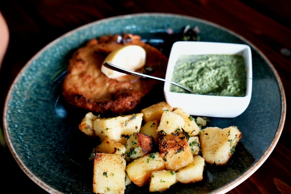 Klassisk Wienerschnitzel av svin