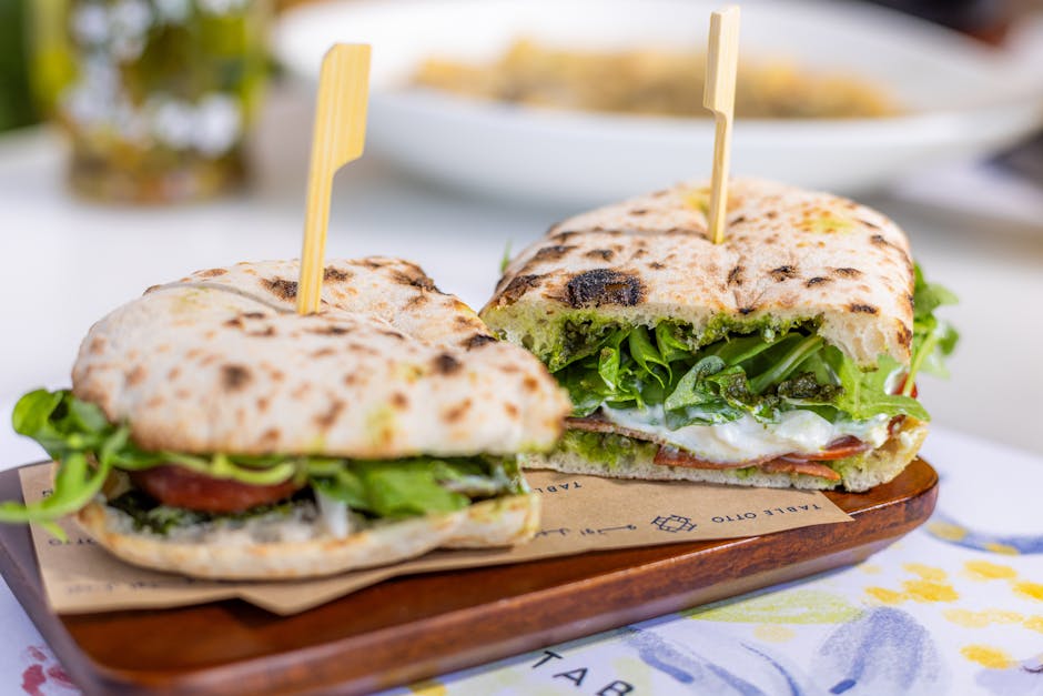 BLT med fersk mozzarella og pesto