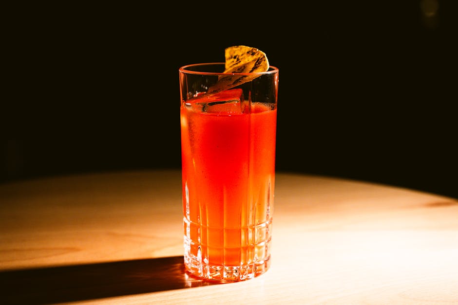 Gazpacho-cocktail med tequila og grillede reker