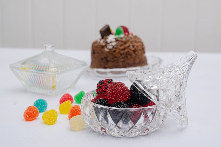 Fylt jordkake med sjokolade og godteri