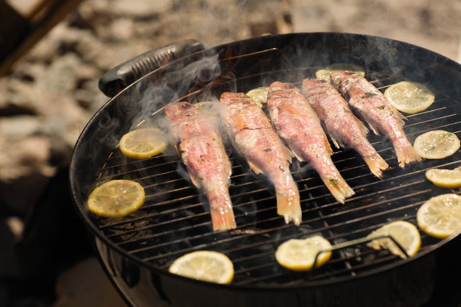 Grillet hel porgy med sitron og oregano