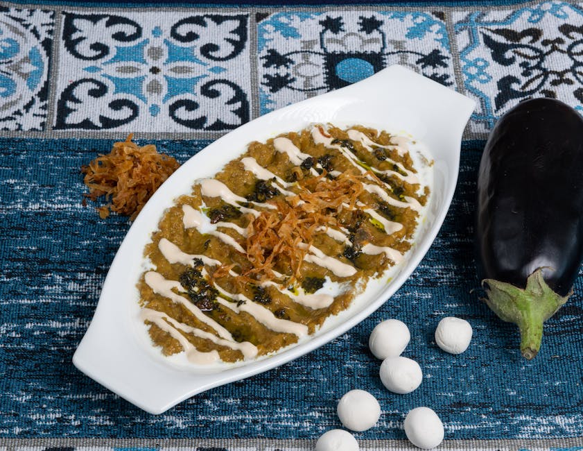 Badal Jaam: Krydret aubergine med yoghurtsaus