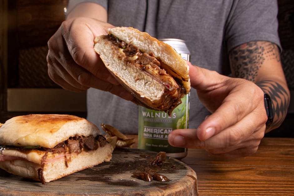 Urtepanert SPAM® med tilbehør av squashpuré og sprø gryn