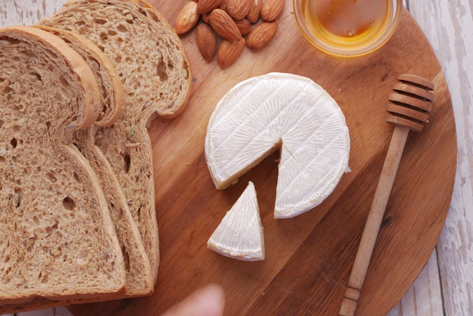 Bakt brie med honning og mandler