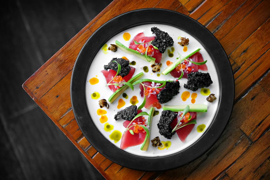 Sjømatceviche på agurk med grønn kaviar