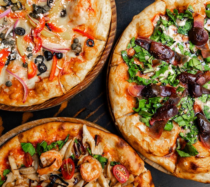 Grillede pizzaer med italiensk fyll