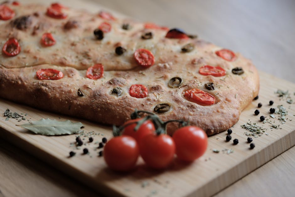 Tomat- og olivenfocaccia