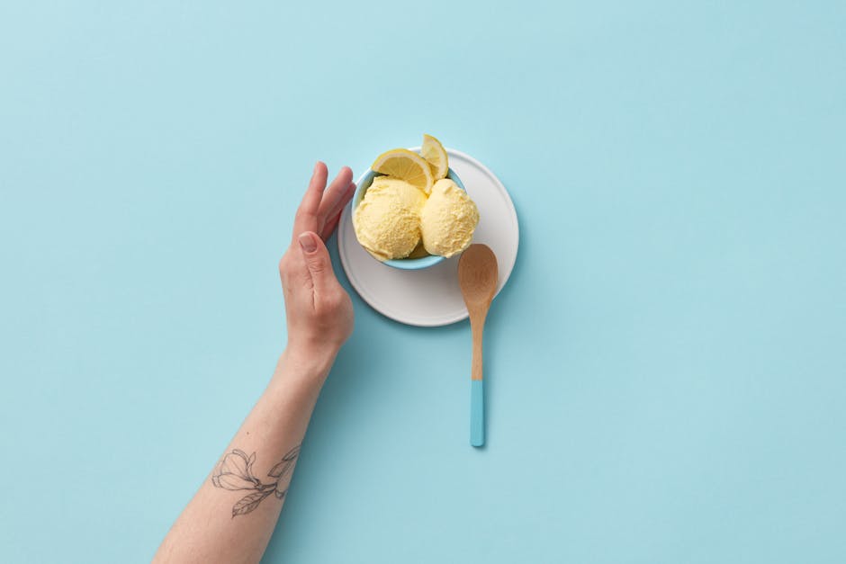 Frisk sitron-yoghurtsorbet