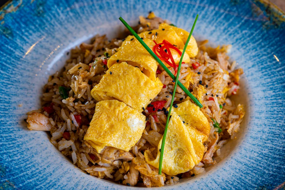 Omuraisu (japansk risomelett med skinke)