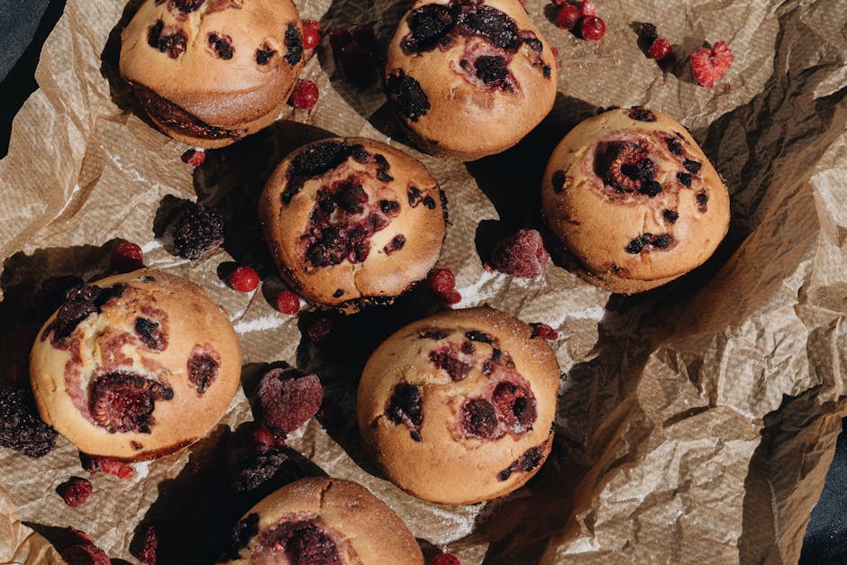 Saftige jordbær- og nøttemuffins
