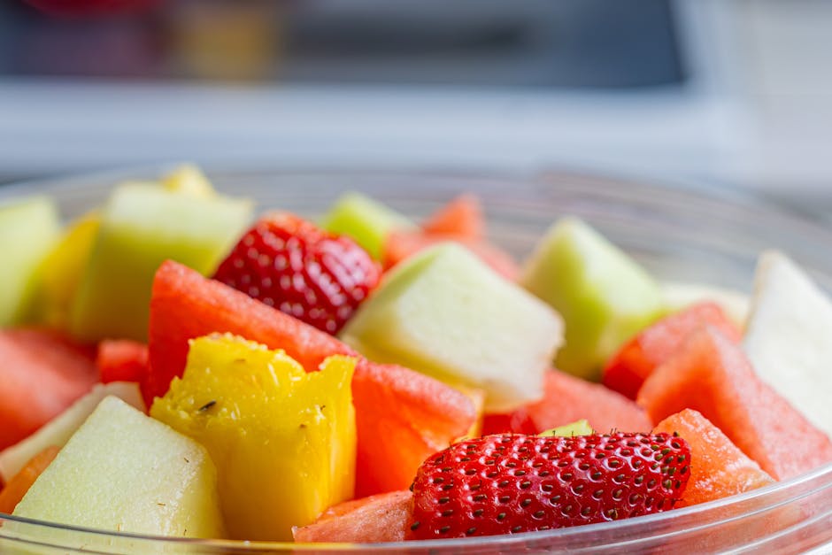 Fruktig gelésalat med ananas og pekannøtter