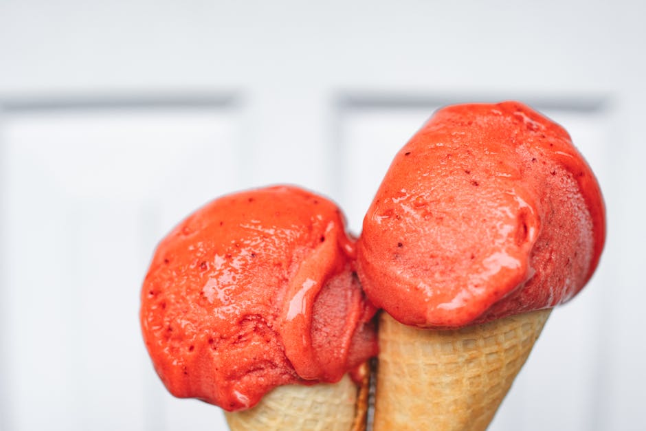 Frisk bærsorbet med tranebær, bringebær og kirsebær