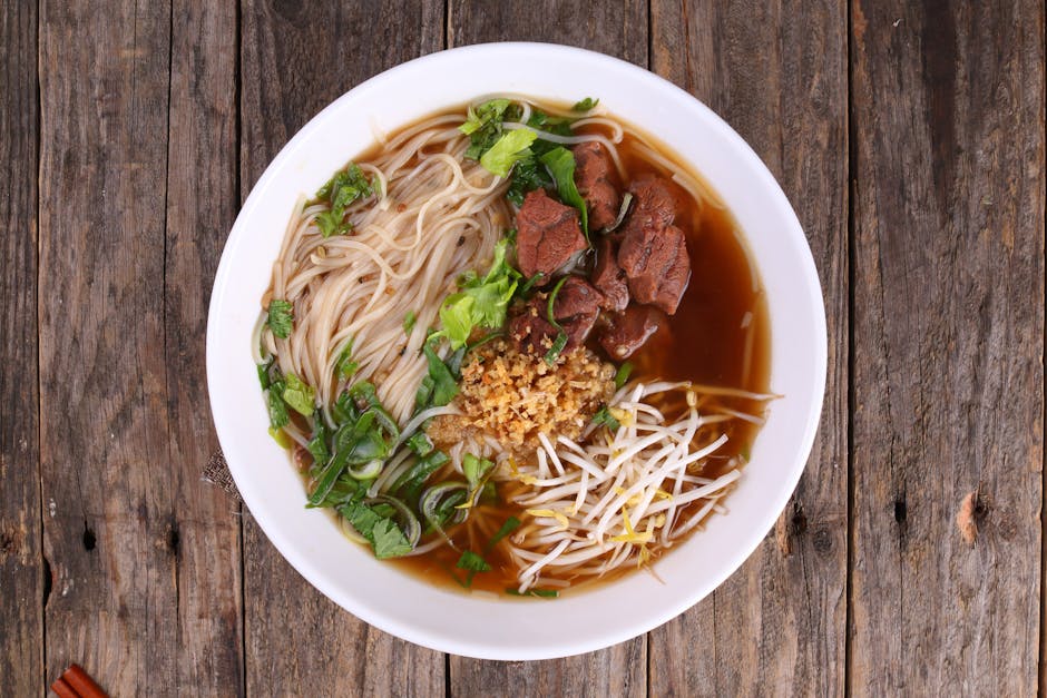 Asiatisk kjøttdeigsuppe med bønnespirer