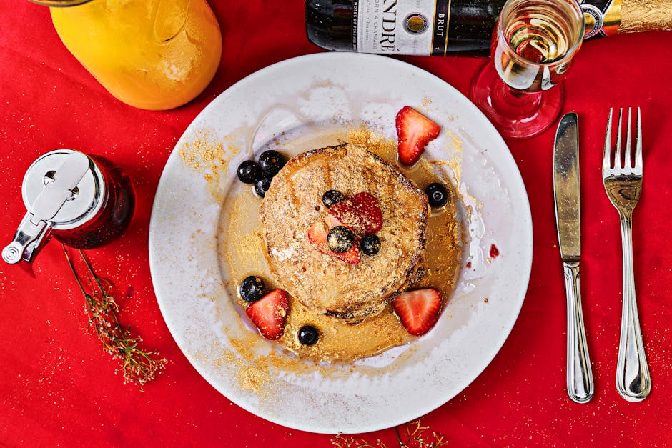 Champagnepannekaker med friske bær