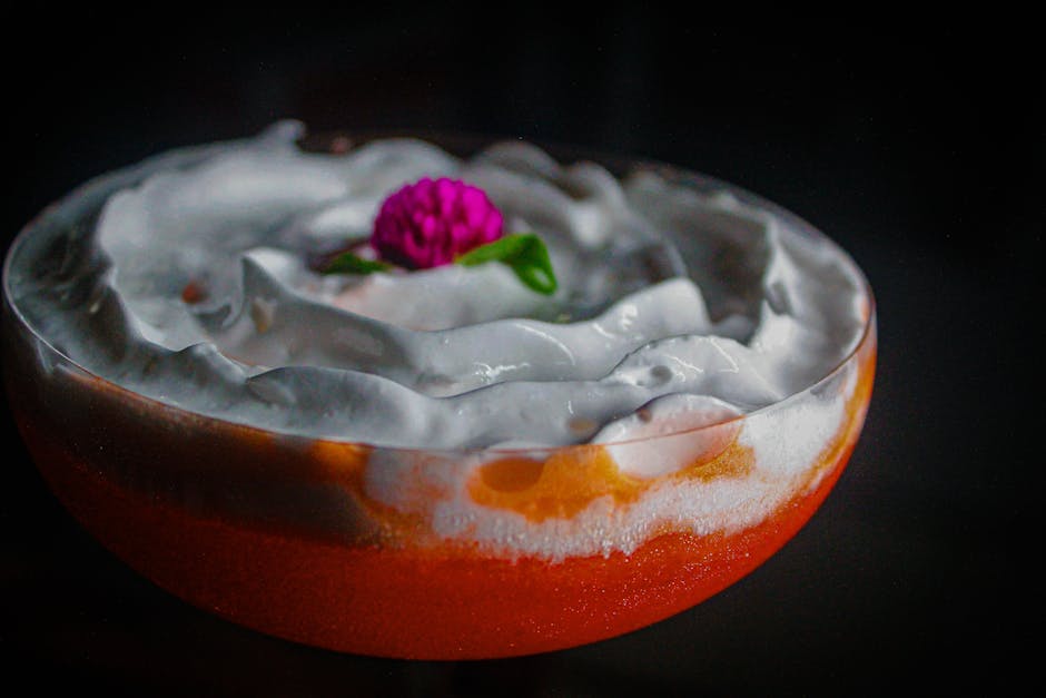 Fruktgelé med ananas, mandarin og krem