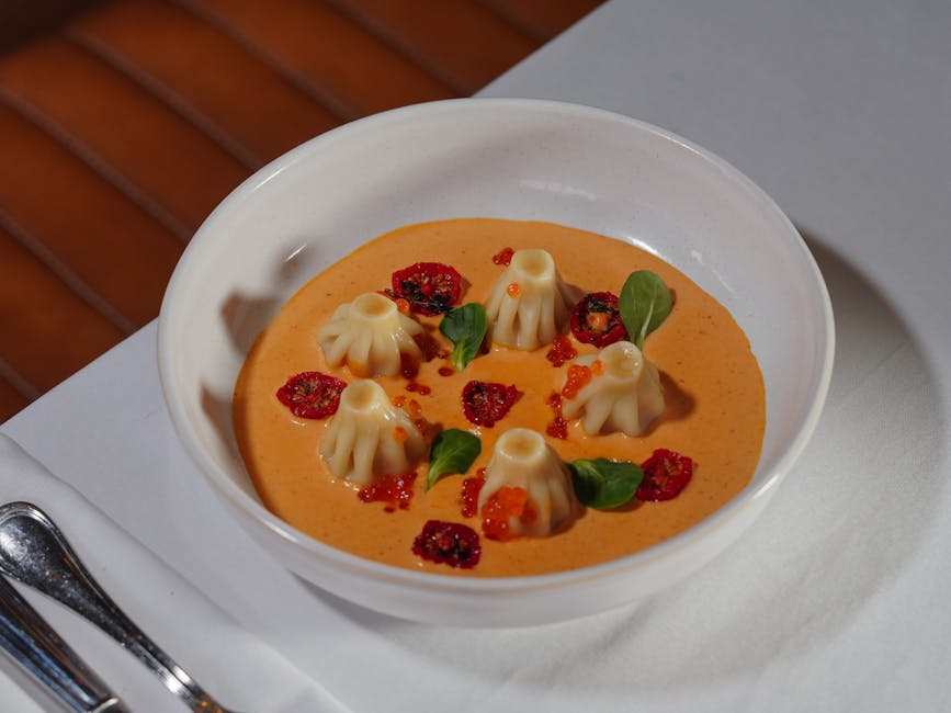 Kremet grønnsakssuppe med melboller