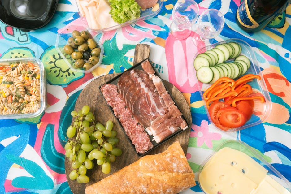 Østindisk ferskensalat med skinke og druer