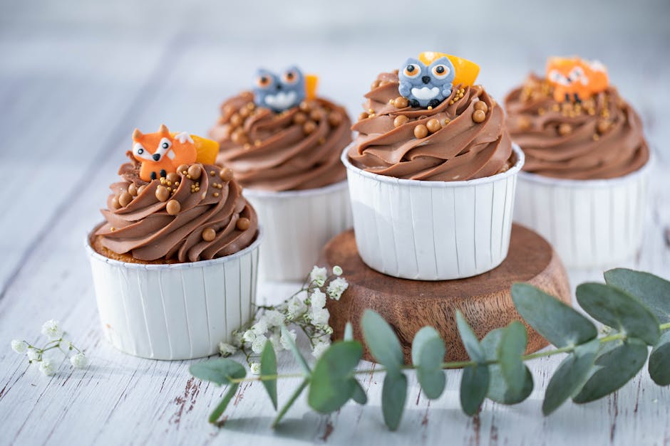Søte uglecupcakes med sjokoladeglasur