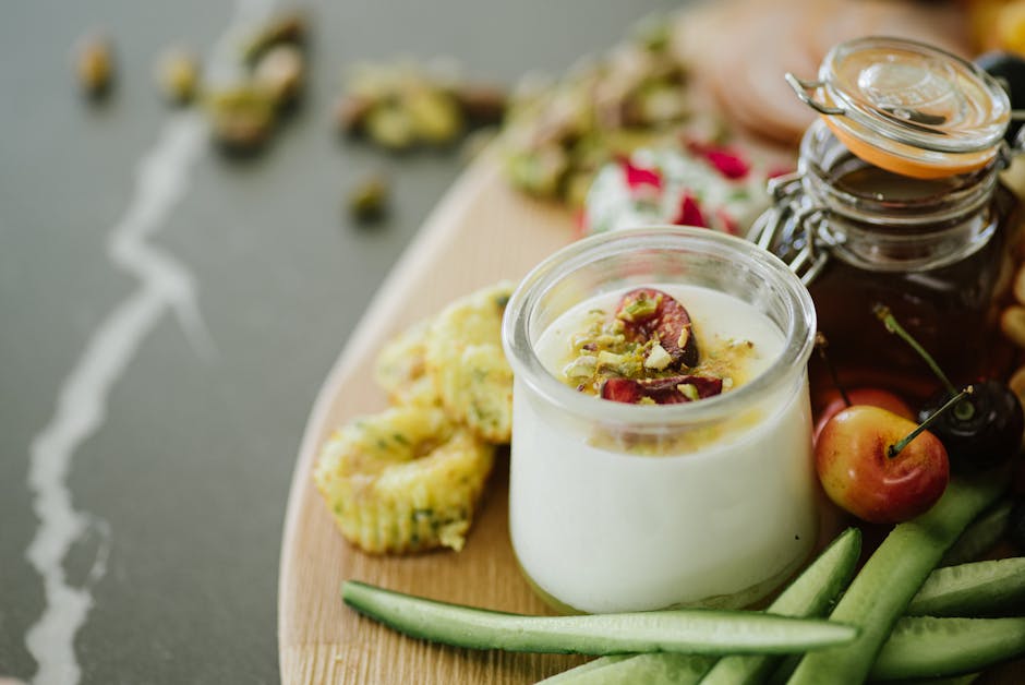 Bær- og lønnesirupyoghurt med valnøtter