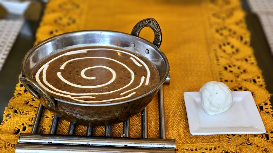 Langsomkokt mild curry med splittede svarte linser