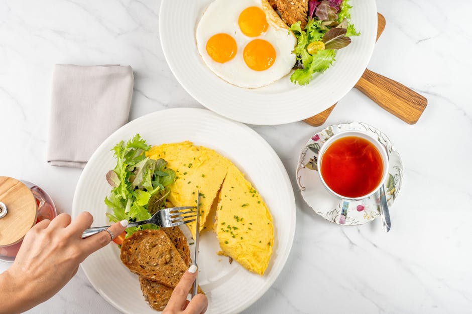 Luftig omelett med asparges, Gruyère og estragon