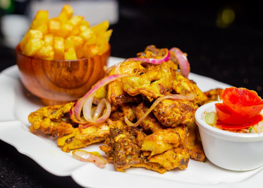 Rødvinsmarinert stekt kylling med sprøstekt løk