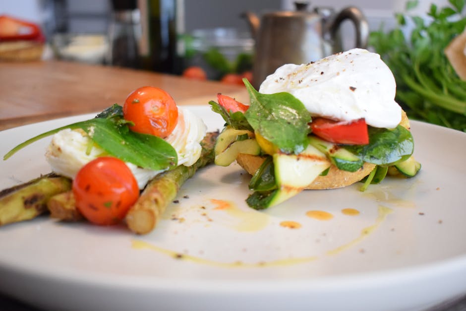 Posjerte egg med ovnsbakt asparges og prosciutto