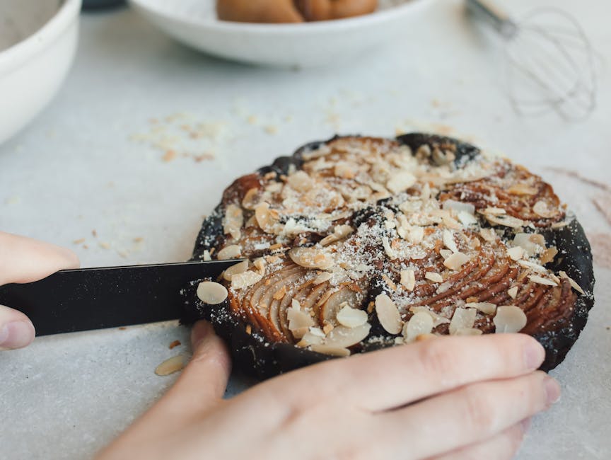 Klassisk pære- og mandeltærte