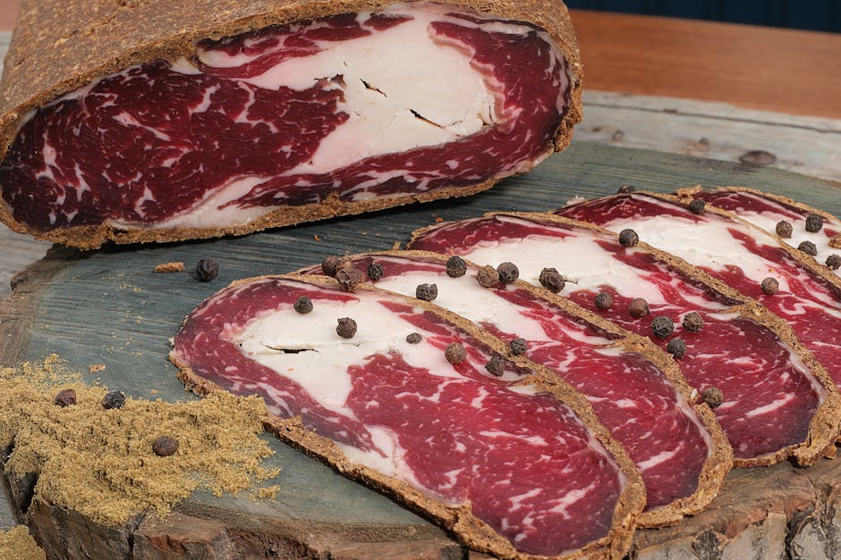 Bresaola med persimmon og ruccola