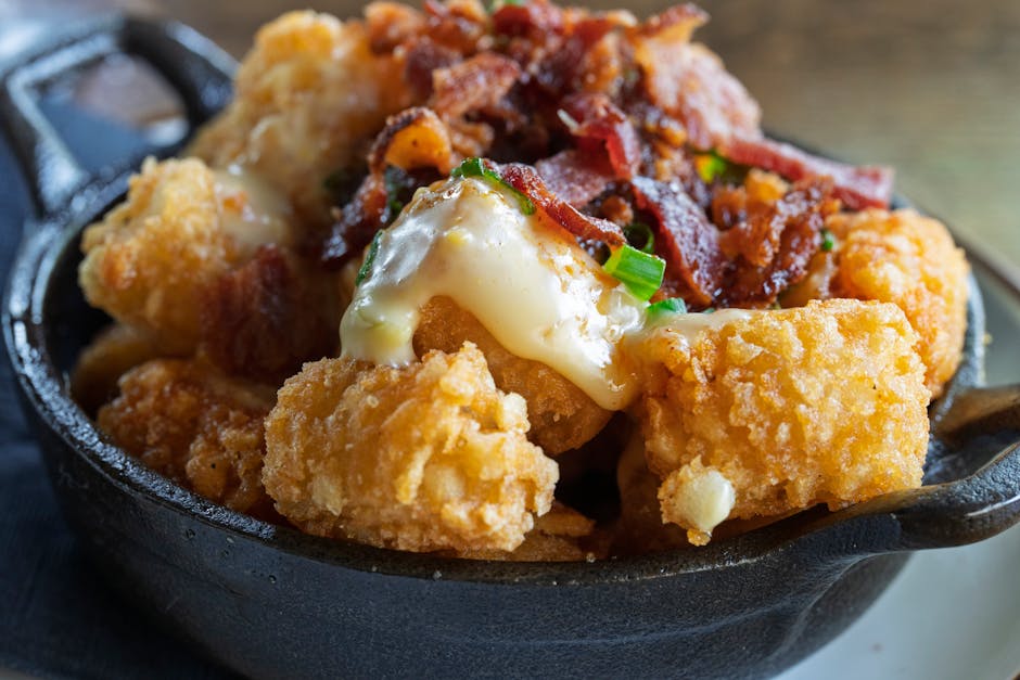 Tater Tot-grateng med kyllingsuppe og ost