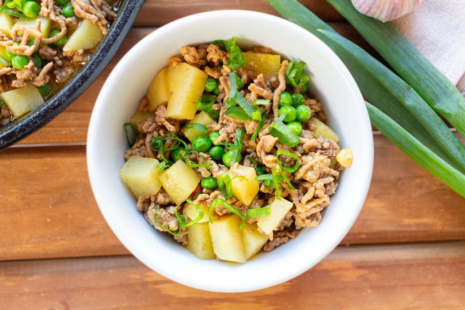 Svinegryte med eplecider, perleløk og poteter