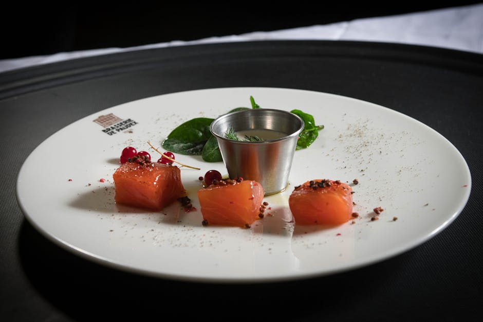 Peperoncini fylt med røkelaks og dillkrem