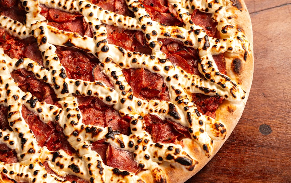 Kremet ricottapizza med salami