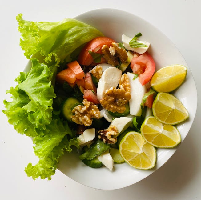 Eplesalat med valnøtter og lime