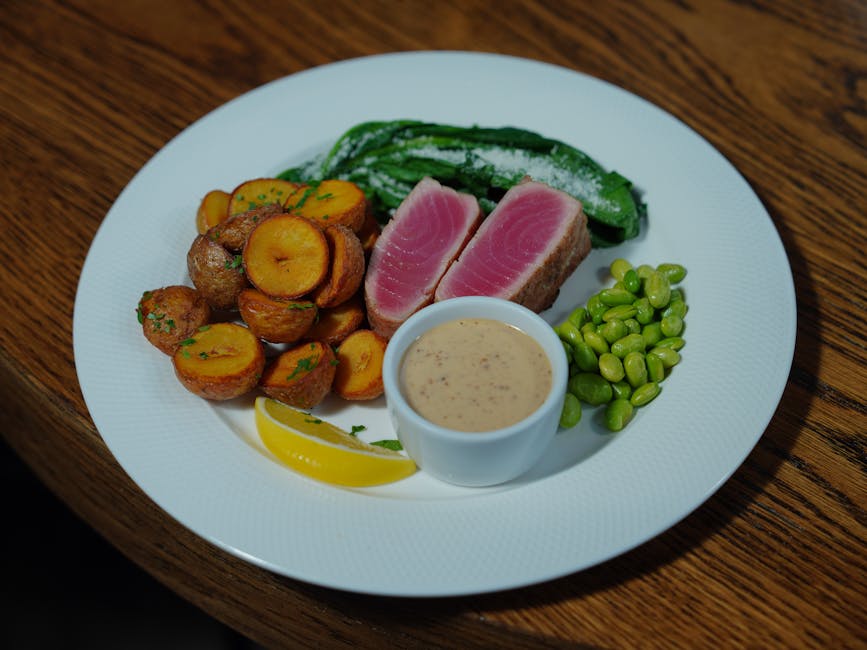 Tunfisk-, asparges- og potetsalat med gressløkvinaigrette