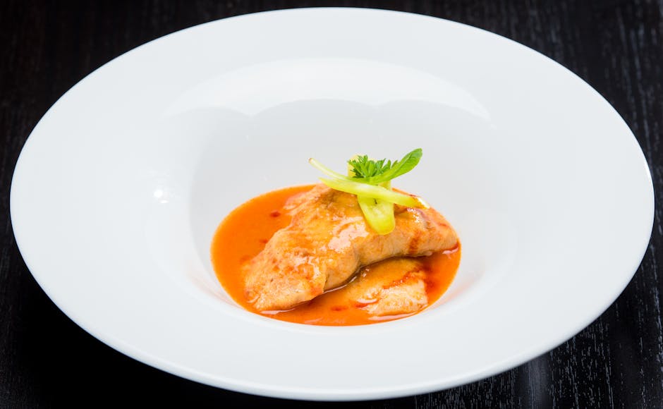 Steinbit i krydret tomatsaus