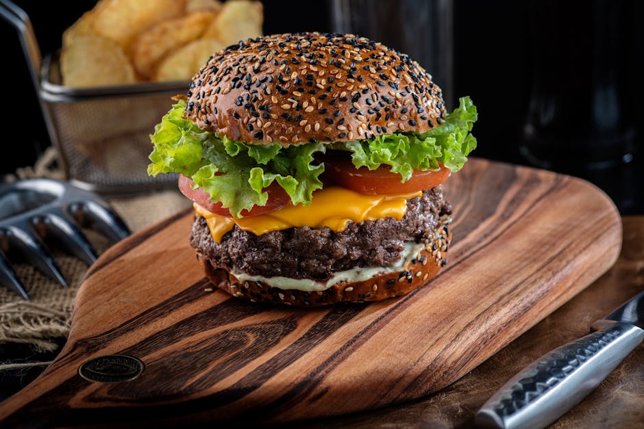 Pepret lammeburger med tomatsyltetøy