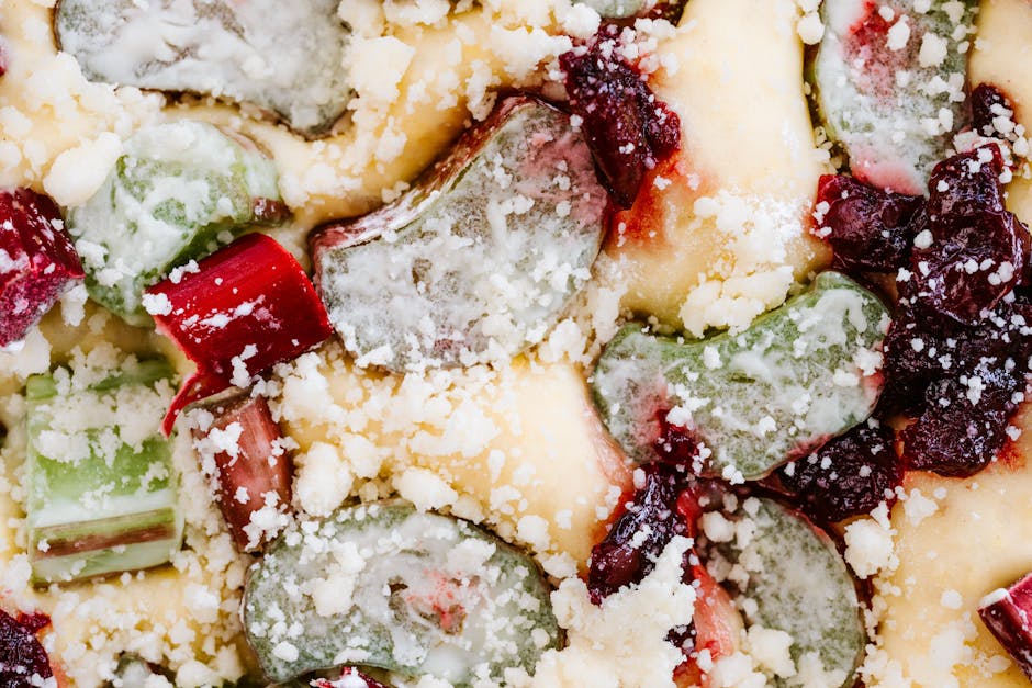 Kremet rabarbrapudding med pisket krem