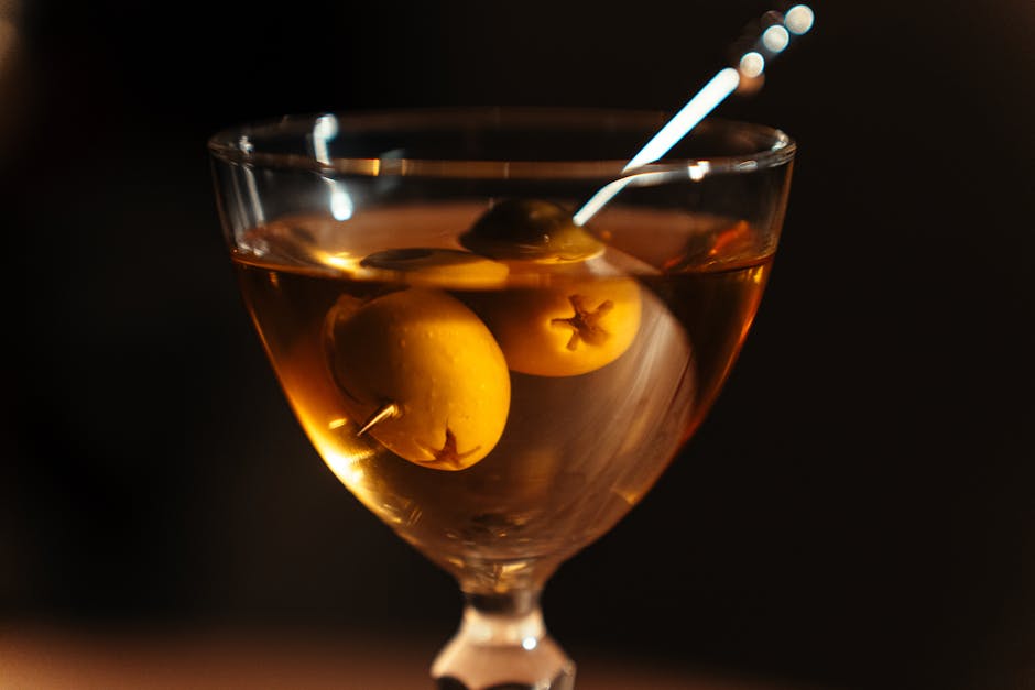 Tørr Manhattan Cocktail