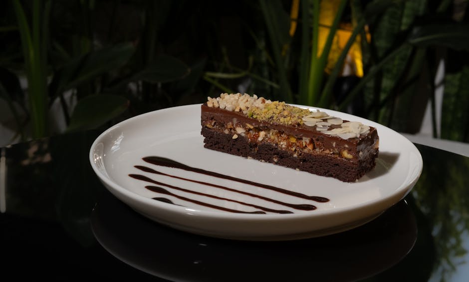 Mandelkaker med sjokolade- og pasjonsfruktsaus