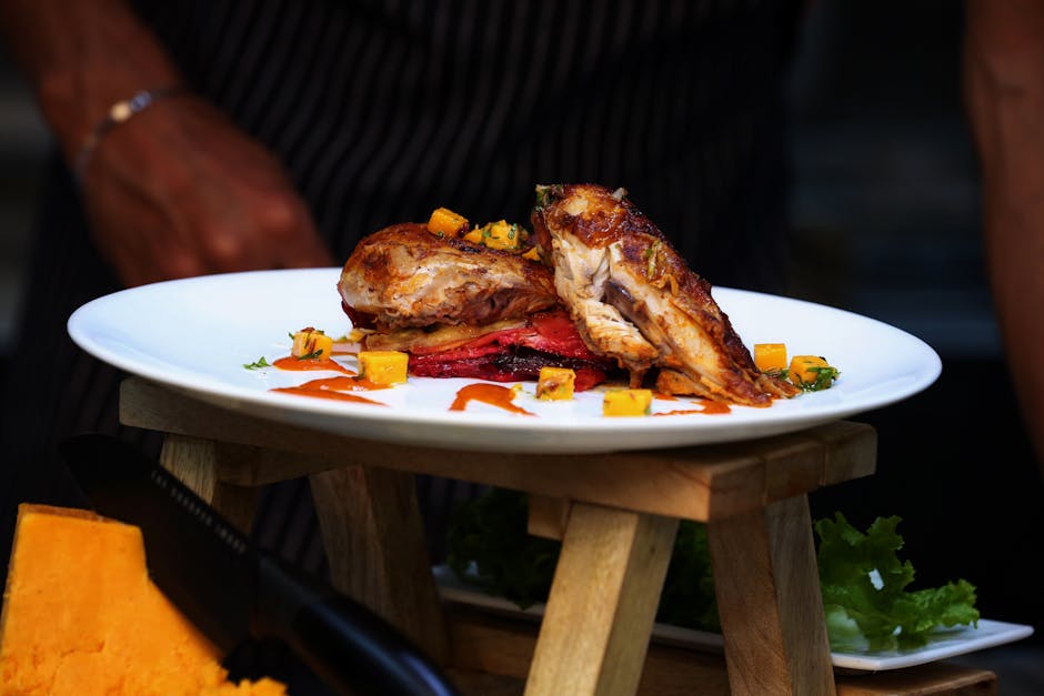 Sitron- og salviekylling med tomat-porcinisaus