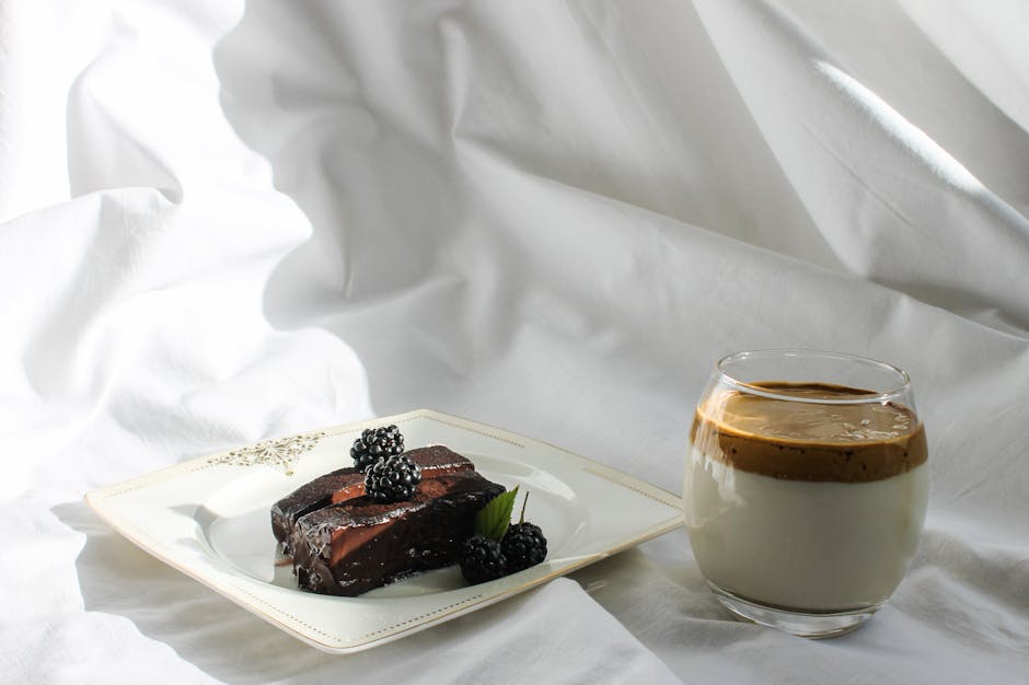 Mocha semifreddo med amarettikjeks