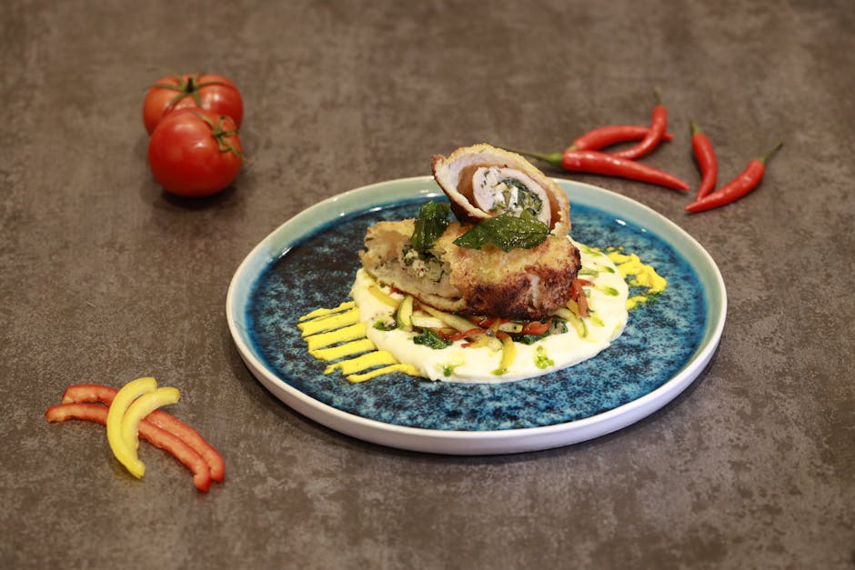 Sprø poblano-chili med svinekjøtt, bønner og flaggsaus